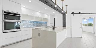 877 NE 195th Street Gallery 1