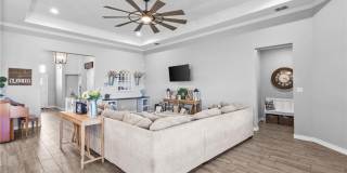 Spacious 4 or 5 Bedroom Home for Rent | Desirable Southside Location Gallery 7