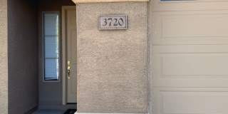 4 Bedroom/2 Bath Single Level Home in Anthem! Close to freeway & TSMC Plant! Gallery 3