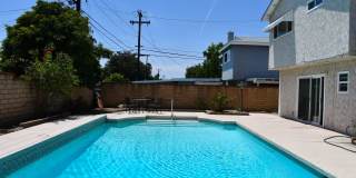 522 East Collins Gallery 68