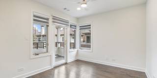 1308 S Plymouth Court Gallery 28