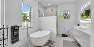 2231 WOOD STREET Gallery 16