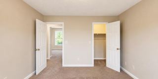 $1250 - 3 Bedroom 1.5 Bath Ranch Home Gallery 9