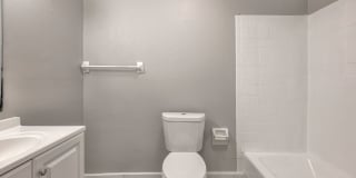 Solana at Brentwood Gallery 37