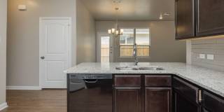 Beautifully designed and thoughtfully maintained duplex Gallery 15