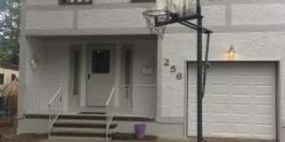 256 Lawrence Avenue Gallery 1