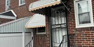 AN OPEN MAIN FLOOR. A STANDOUT KITCHEN. SPACE BEYOND THE BEDROOMS. $2,250/Month | 3 Bedrooms | 2.5 Bathrooms | Finished Basement | Washer & Dryer AN OPEN MAIN FLOOR. A STANDOUT KITCHEN. SPACE BEYOND THE BEDROOMS. $2,250/Month | 3 Bedrooms | 2.5 Bathrooms | Finished Basement | Washer & Dryer Gallery 1