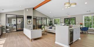 Hampton Point Gallery 24