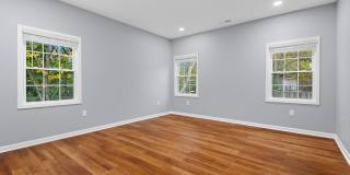 4Bd/ 2Bath Ranch Style home mins from Downtown Burlington 4Bd/ 2Bath Ranch Style home mins from Downtown Burlington Gallery 23