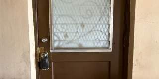 Spacious 2BR/1BA with Assigned Parking in Hollywood Gallery 1