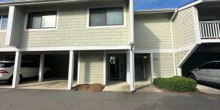 Furnished 3Bd/2Ba Channel Walk Townhome in Wrightsville Beach-NOT A 12 MONTH LEASE. NO STUDENTS. NO PETS. Gallery 1