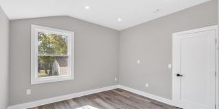 715 Evans Street 2 Gallery 17