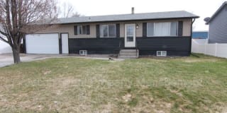 315 James Ave Gallery 1