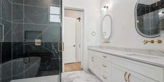 10365 Waters Road Gallery 37
