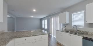 2227 NW 11th Court Gallery 10