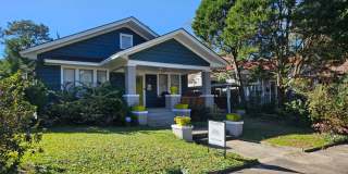 Charming Ardsley Park Three Bedroom Bungalow Gallery 1