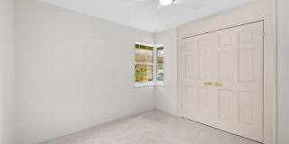 2737 Clermont Place Gallery 21