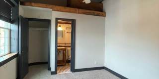 1/2 off 1 month-Charming Industrial 4 Bedroom/4 Bathroom Apartment in Pigtown, MD! Gallery 20