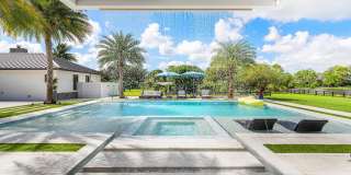 11173 Manatee Gallery 5
