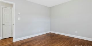 321 S Gardner Avenue Gallery 17