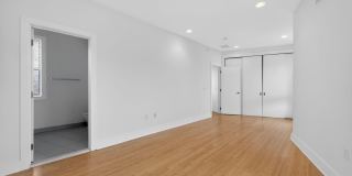 920 N FRONT Street Gallery 27