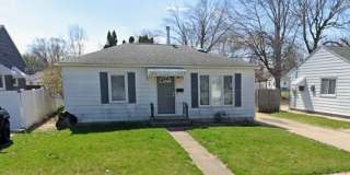 2 Bed/1 Bath House for rent! SHOWINGS STARTING 7/27/26! Gallery 8