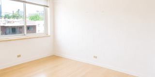 Move In Special! $500 off 1st month's rent! 2 Bedroom 1 Bath Condo With Tons of Character and Amenities! Gallery 8