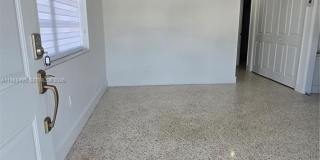 3306 SW 24th Ter Gallery 3