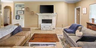 335 Robelmont Drive Gallery 7