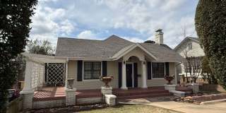 200 Ridgeway Drive Gallery 1