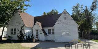4 bedroom home with oversized garage Gallery 1