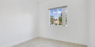 18230 NW 59th Ave, 204 Gallery 8