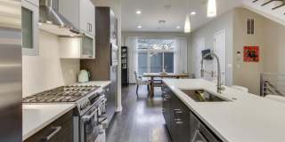 1632 W Ohio Street Gallery 8