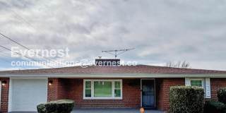 616 South Jefferson Street Gallery 1