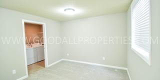 3 Bedroom 2 Bath Townhome End unit in Glenn Village!!! Gallery 17
