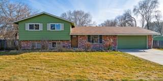 420 South Five Mile Road Gallery 1