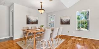 Modern Living in the Heart of West Ashley Gallery 14
