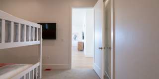 Individual / Corporate Rental / Fully Furnished Gallery 55