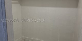 5605 Taylor St Gallery 5