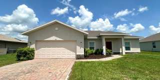 3 Bed + Den with 2 Baths & 2 Car Garage in Deep Creek! Gallery 1