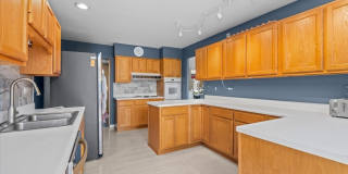1120 N Brainard Street Gallery 2