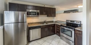 The Courtyard at North Beacon Gallery 2