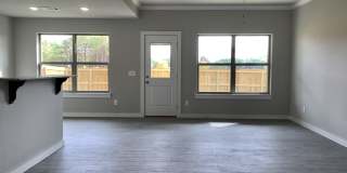 430 & 432 Rineel Ave - 430 Gallery 3