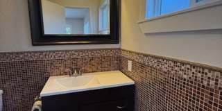 4 bedroom 2 1/2 bath  Home Gallery 12