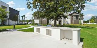 Maggie Flats Gallery 62