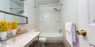 Immediate Move-In! Spacious 2-Bedroom Apartments Near Downtown | $100 Deposit Immediate Move-In! Spacious 2-Bedroom Apartments Near Downtown | $100 Deposit Gallery 7