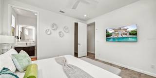 2327 HILLVIEW STREET Gallery 44