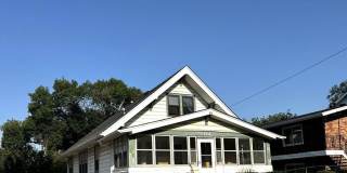 124 N 43rd St – 5 Bed/3 Bath in Joslyn Castle | Original Hardwoods, Finished Basement, Detached Garage Gallery 1