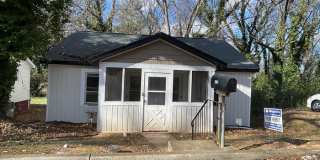 419 Douglas Street Gallery 1