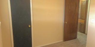Great Location! Central Edmond! Great Location! Central Edmond! Gallery 21